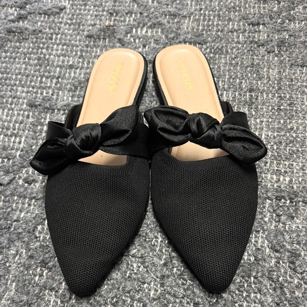 Black Bow Pointed-Toe Mule - Unknown Brand
